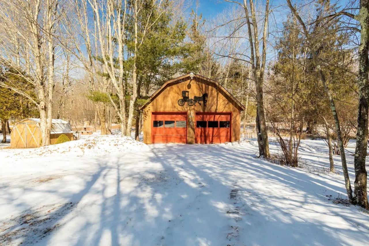 Villa Bluebird Manor On The Water, 2 Acres & Amenities Liberty Exterior foto
